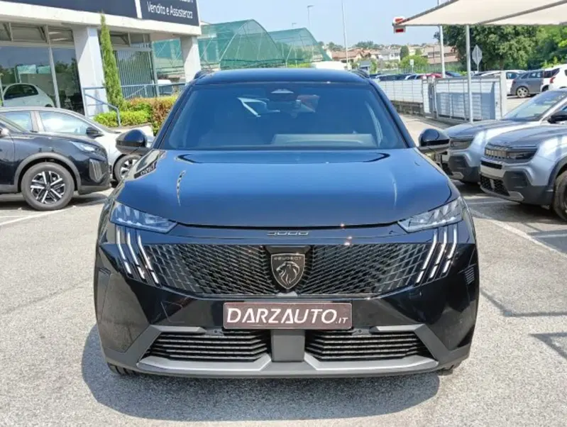 Peugeot 5008 nuova a Brescia (2)