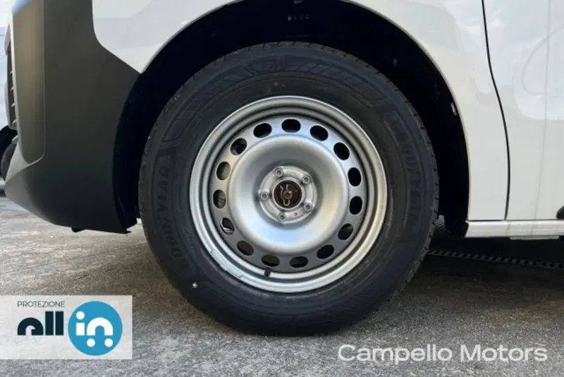 Fiat Scudo Furgone nuova a Venezia (16)