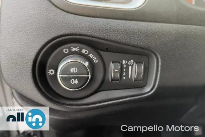 Jeep Renegade usata a Venezia (15)
