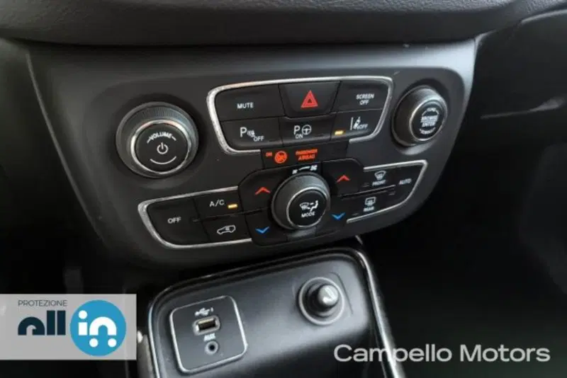 Jeep Compass usata a Venezia (12)
