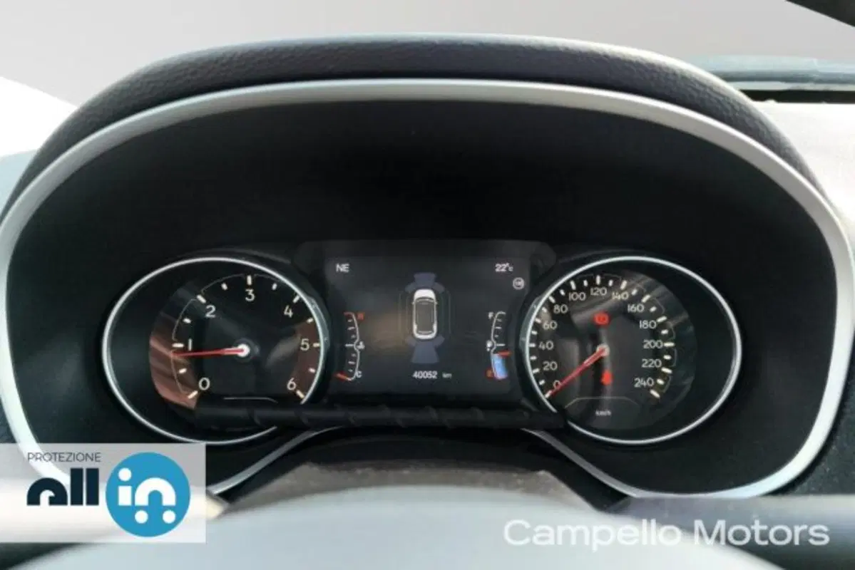 Jeep Compass usata a Venezia (9)