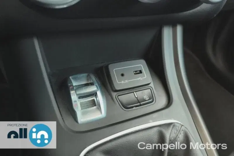 Alfa Romeo Giulietta usata a Venezia (12)