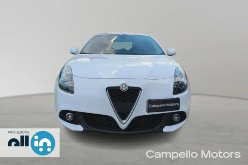 Alfa Romeo Giulietta usata a Venezia (2)