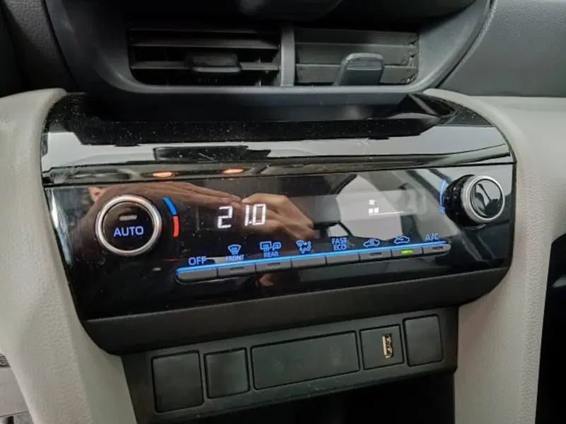 Toyota Yaris Cross usata a Teramo (15)