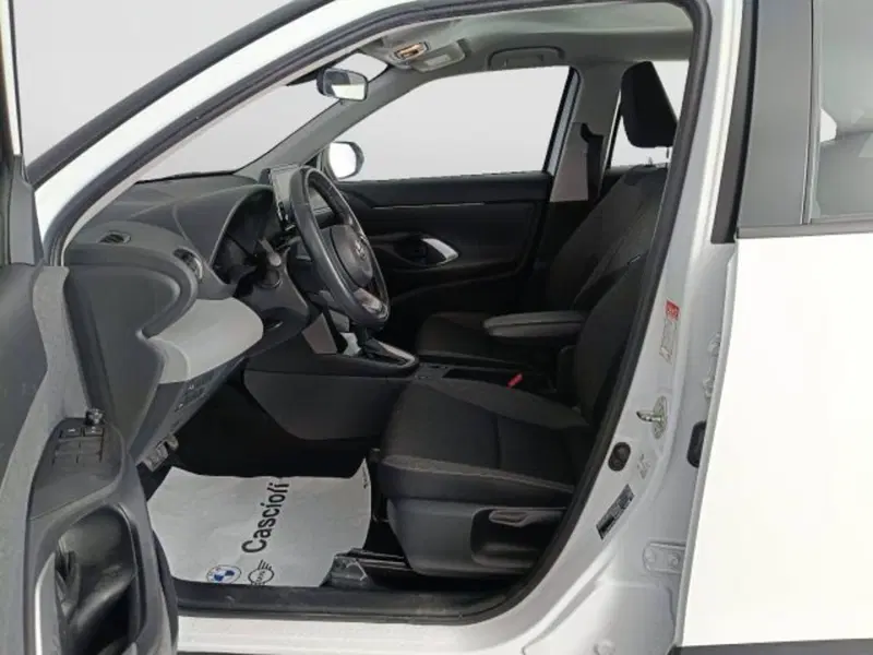 Toyota Yaris Cross usata a Teramo (8)