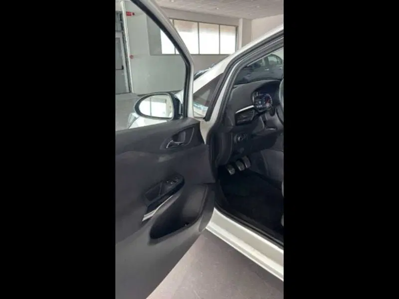 Opel Corsa usata a Caltanissetta (14)