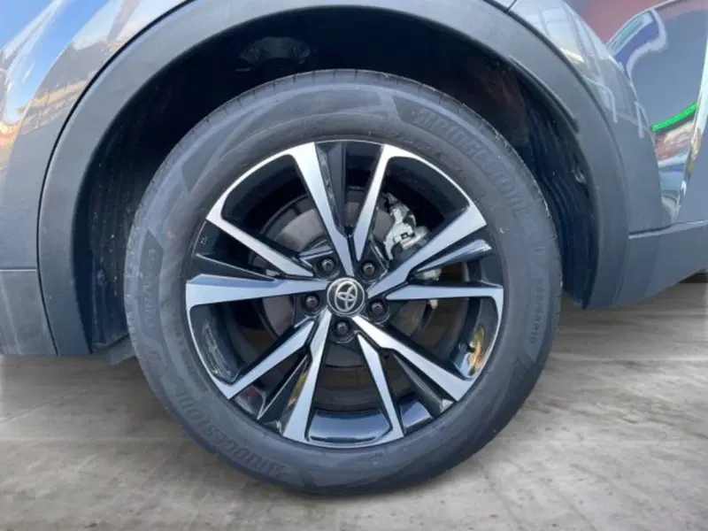 Toyota Toyota C-HR usata a Vercelli (14)