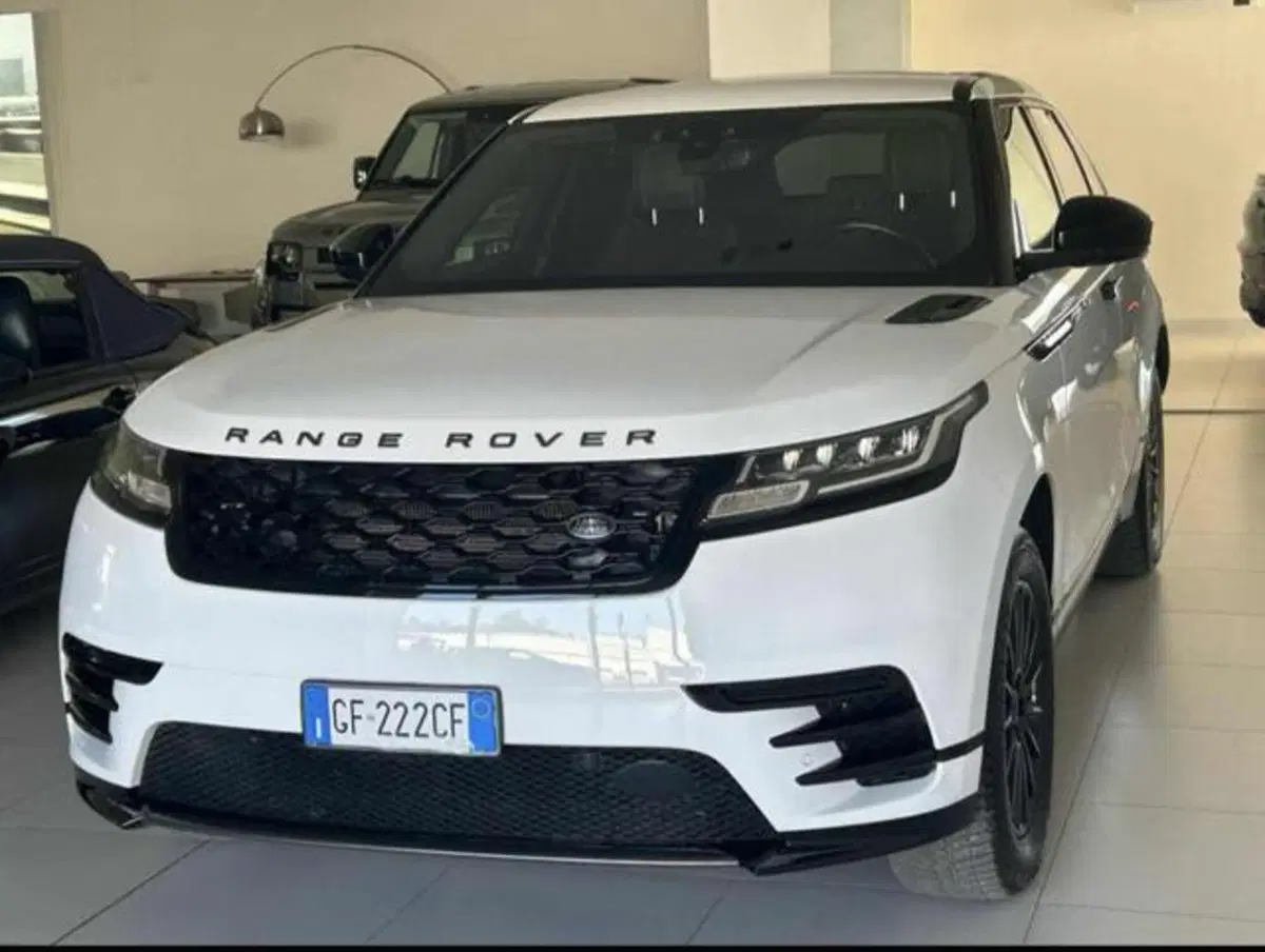 Land Rover Range Rover Velar usata a Lucca (3)