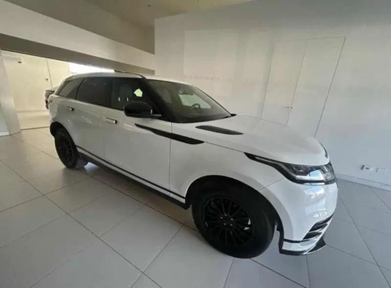 Land Rover Range Rover Velar usata a Lucca (4)