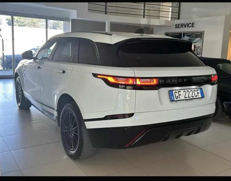 Land Rover Range Rover Velar usata a Lucca (7)