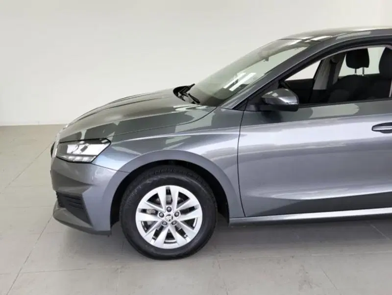 Skoda Fabia usata a Como (9)