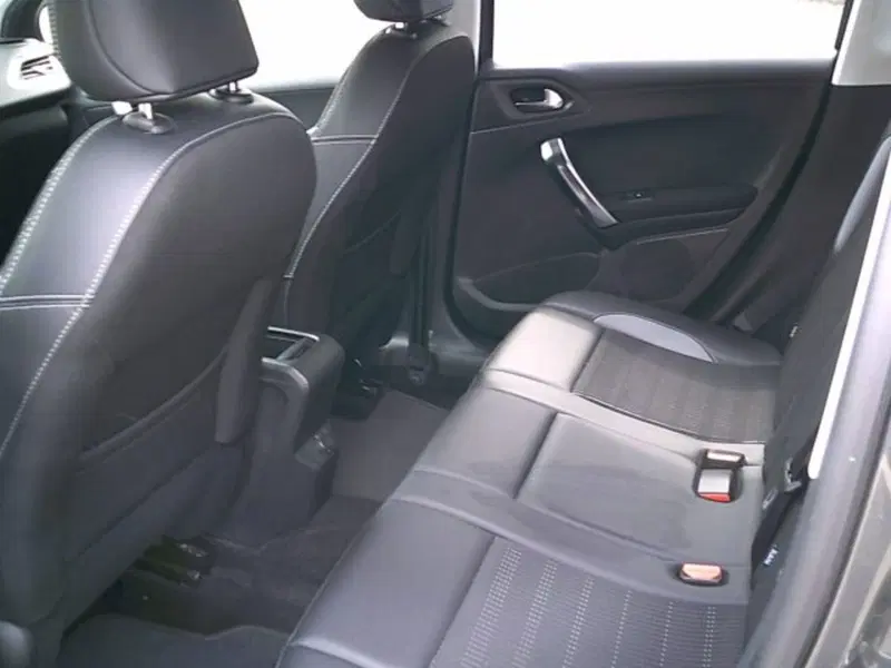 Peugeot 2008 usata a Novara (10)