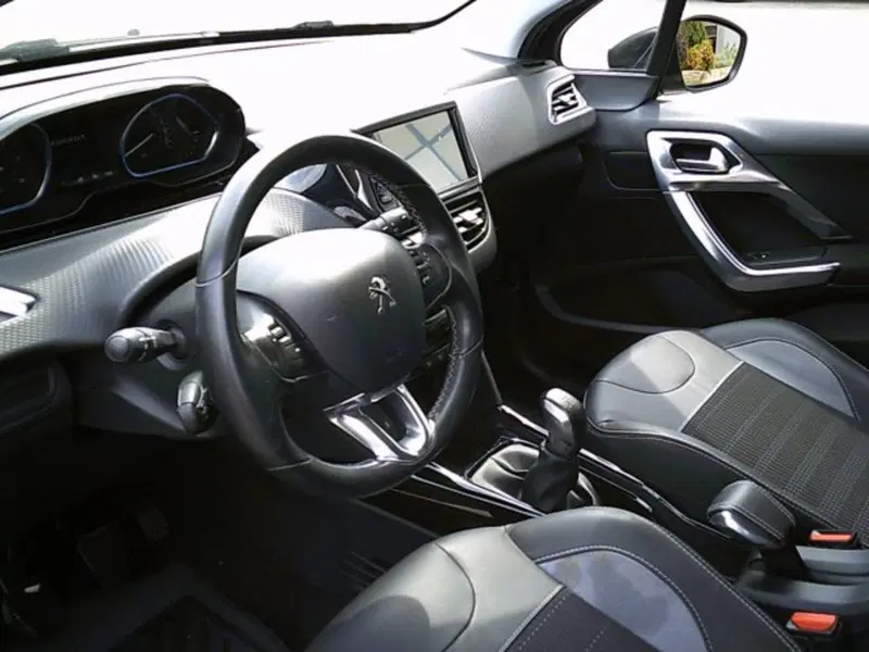 Peugeot 2008 usata a Novara (5)