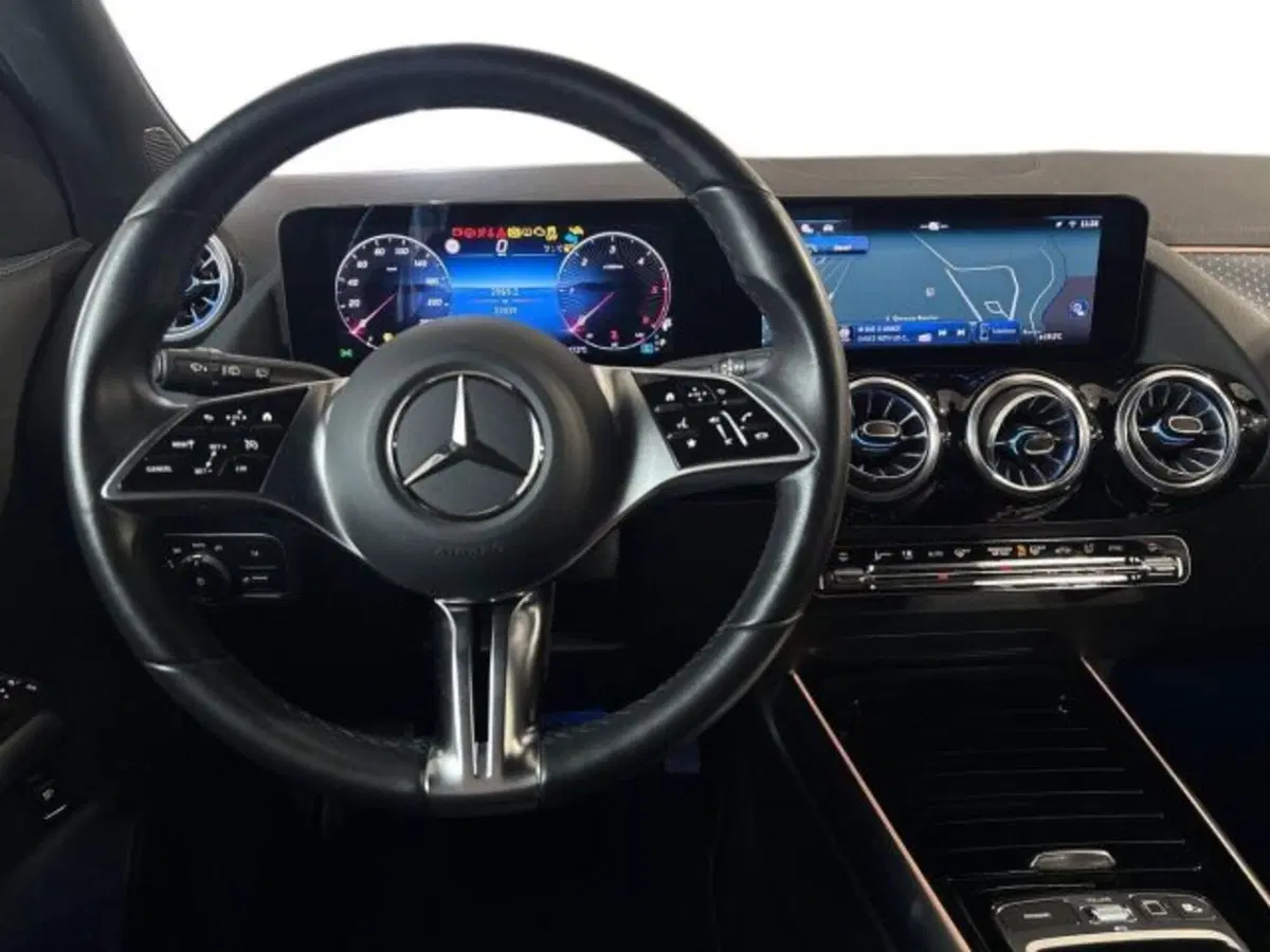 Mercedes-Benz GLA SUV usata a Bologna (11)