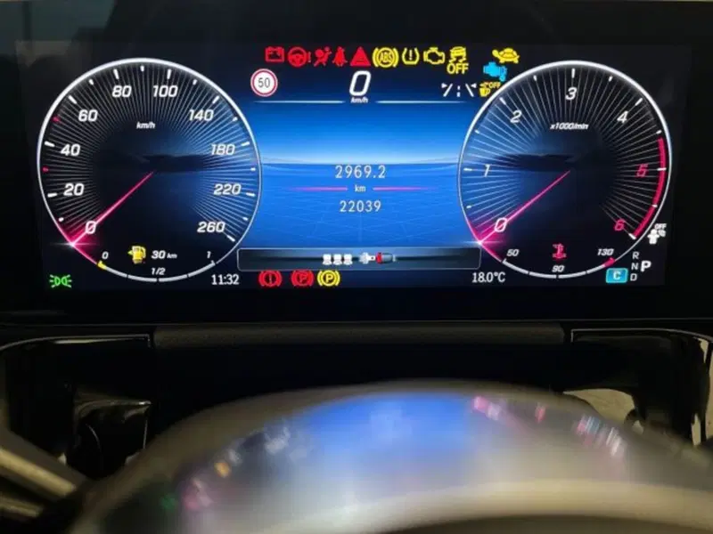Mercedes-Benz GLA SUV usata a Bologna (13)