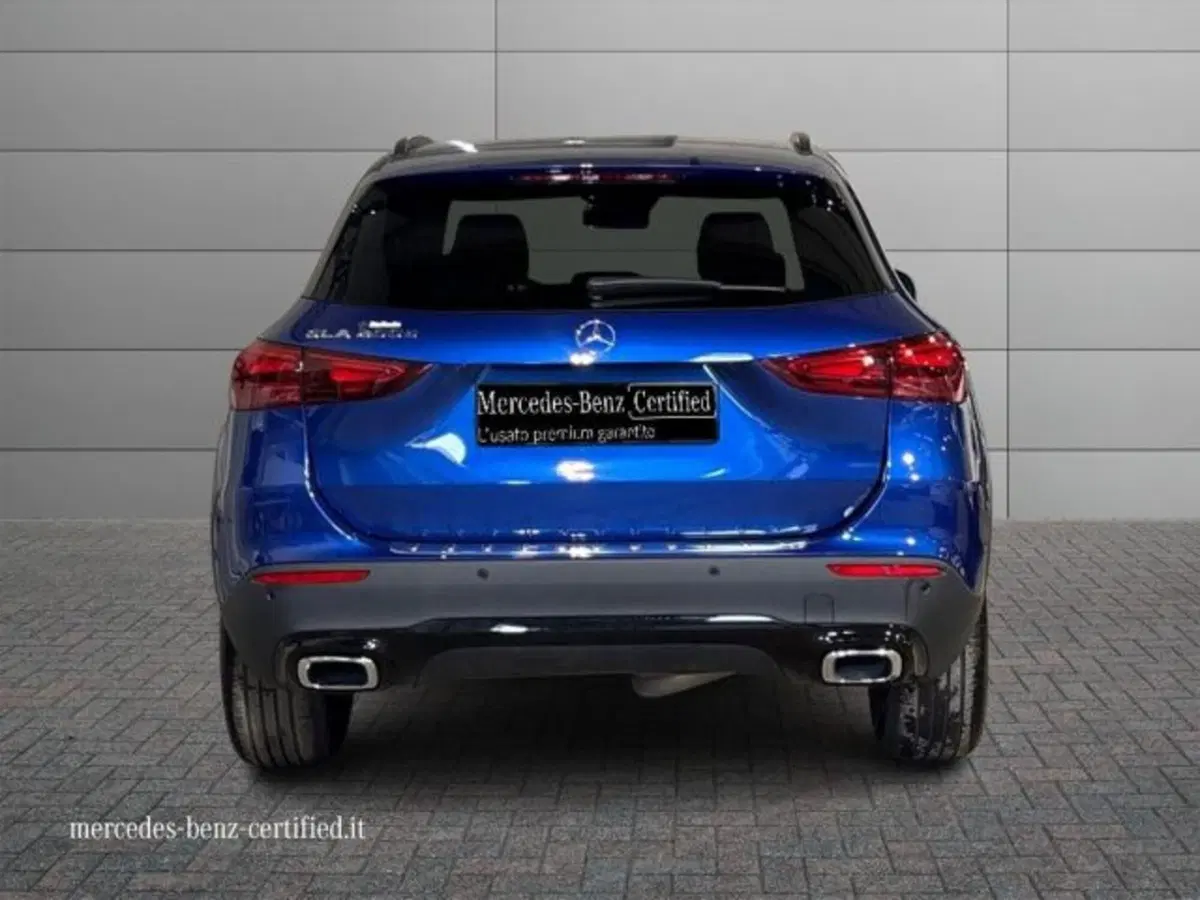 Mercedes-Benz GLA SUV usata a Bologna (4)