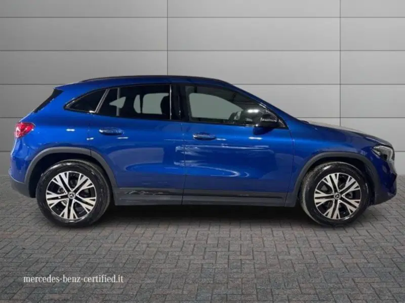 Mercedes-Benz GLA SUV usata a Bologna (5)