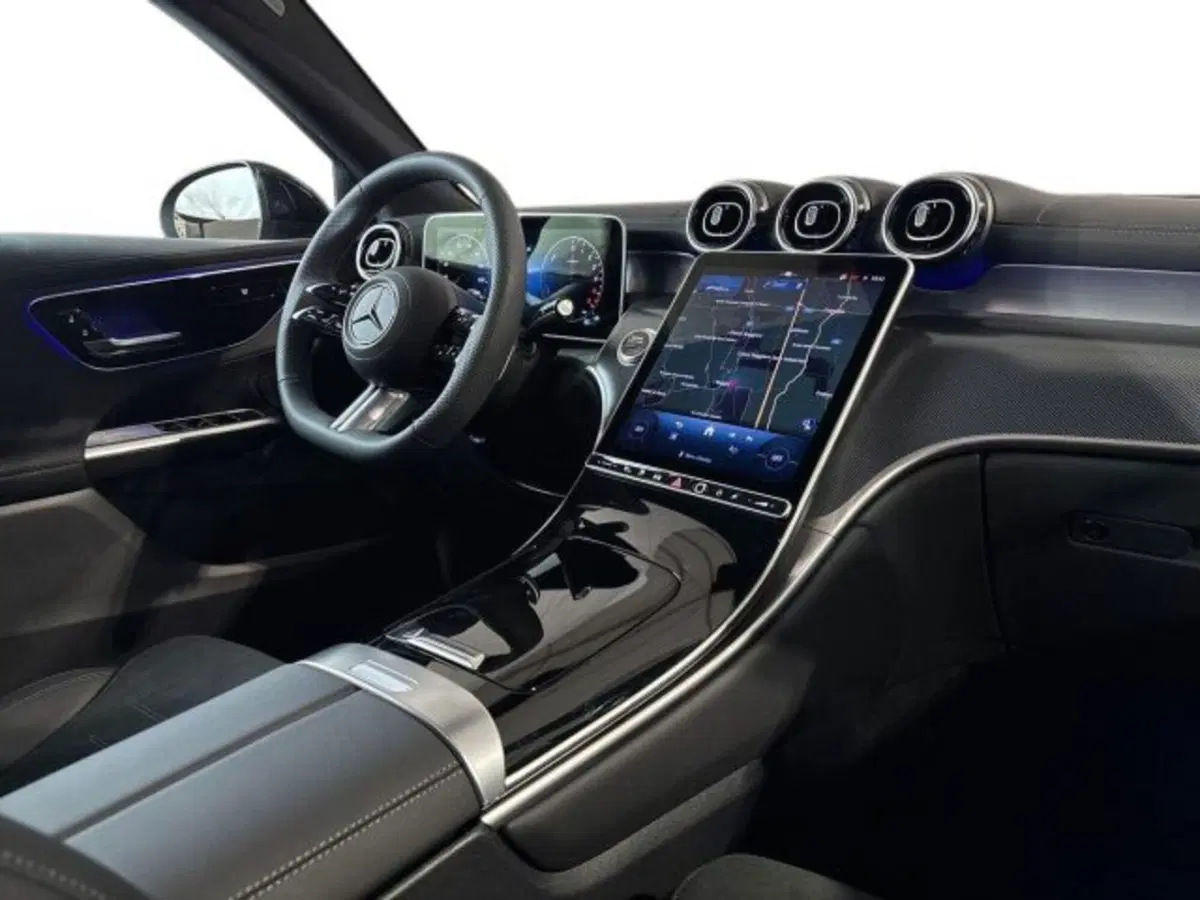 Mercedes-Benz GLC Coupé nuova a Bologna (15)