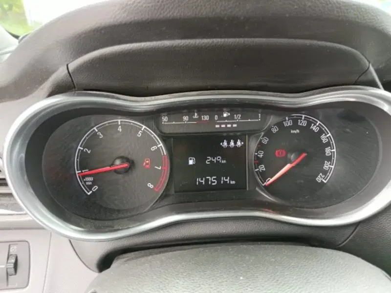 Opel Karl usata a Macerata (14)