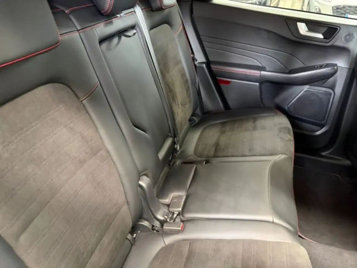 Ford Kuga usata a Lodi (12)