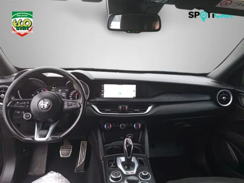 Alfa Romeo Stelvio usata a Frosinone (15)