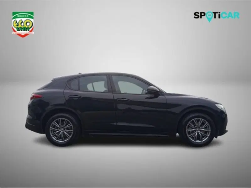Alfa Romeo Stelvio usata a Frosinone (4)