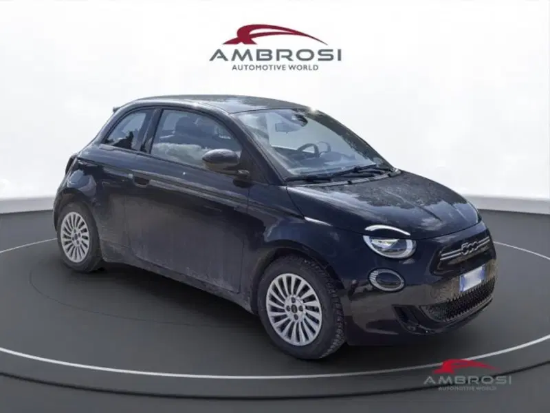 Fiat 500 Cabrio usata a Perugia (2)