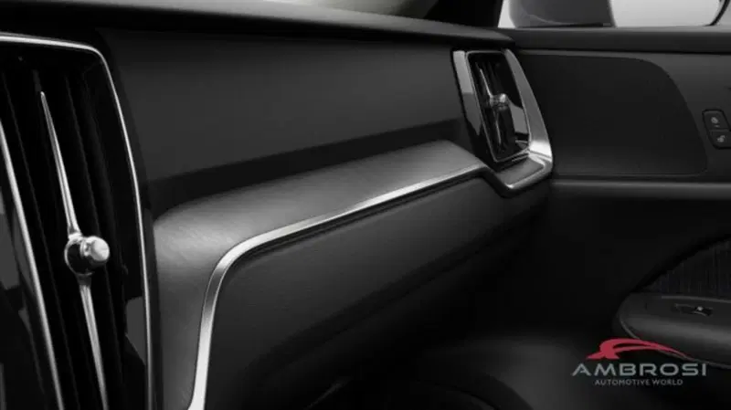 Volvo V60 nuova a Perugia (11)