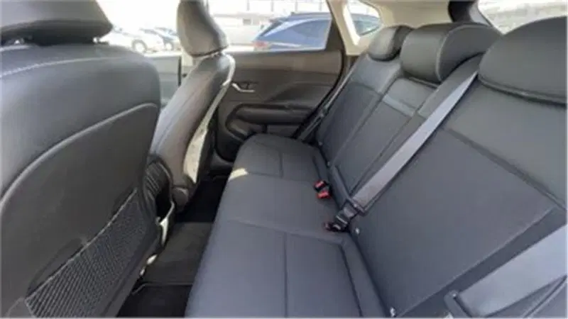 Hyundai Kona usata a Bari (14)