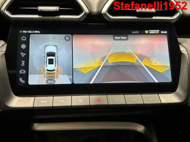 Mg ZS EV nuova a Bologna (12)