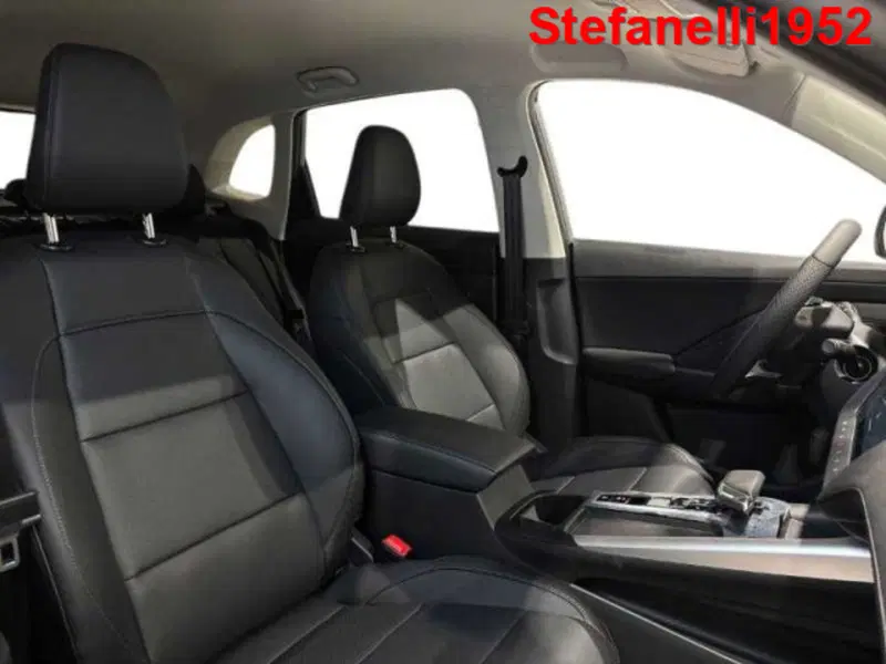 Mg ZS EV nuova a Bologna (16)