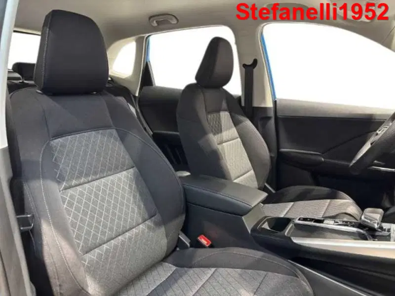 Mg ZS EV nuova a Bologna (16)