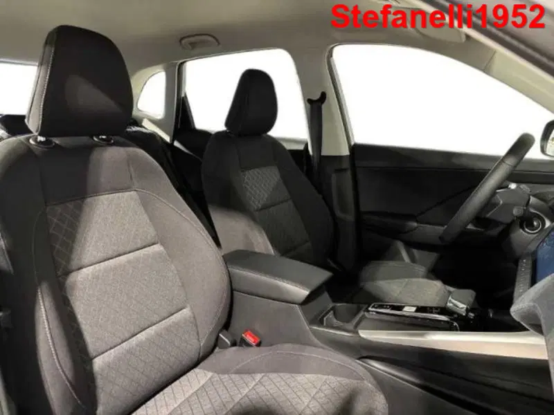 Mg ZS EV nuova a Bologna (16)