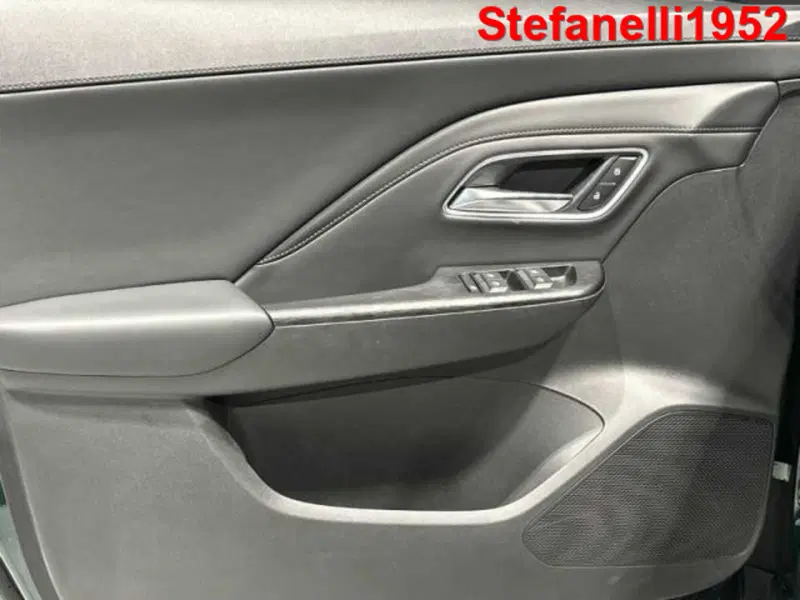 Mg ZS EV nuova a Bologna (10)