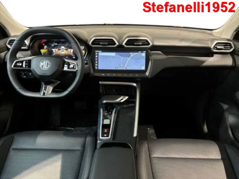 Mg ZS EV nuova a Bologna (13)