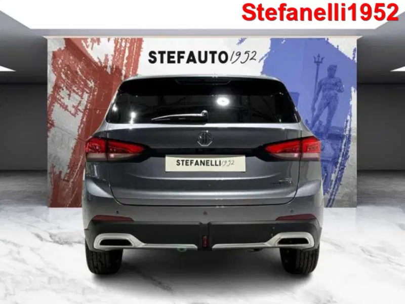 Mg ZS EV nuova a Bologna (6)