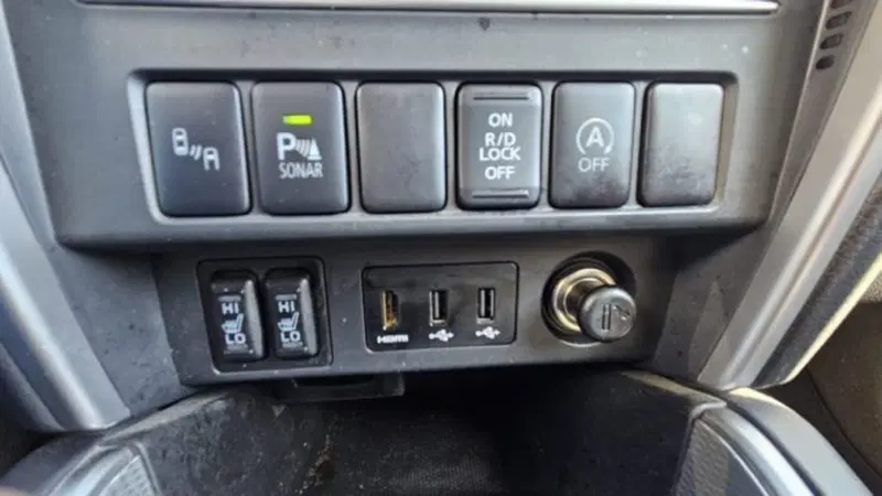 Mitsubishi L200 usata a Lucca (11)
