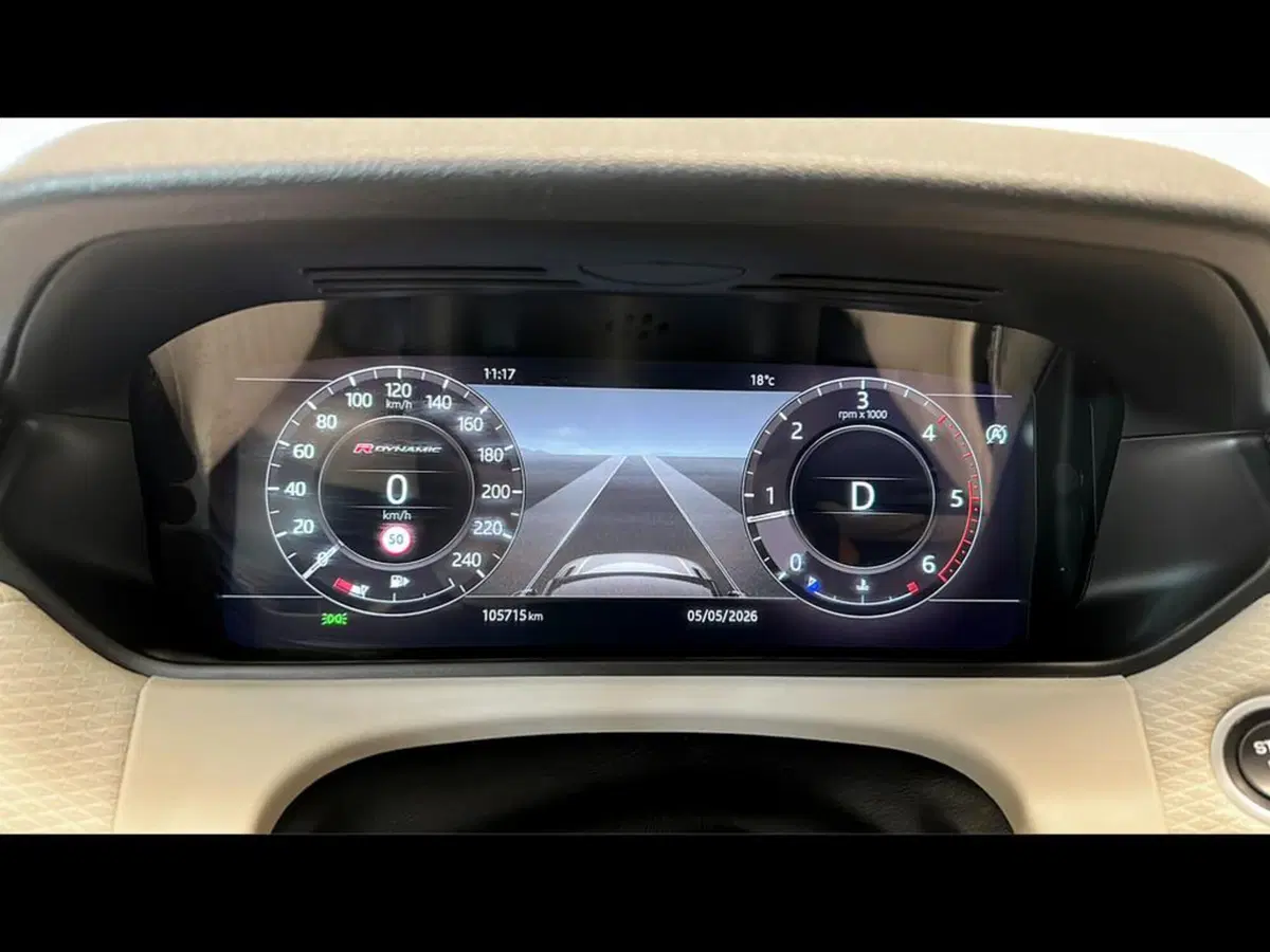 Land Rover Range Rover Velar usata a Varese (10)