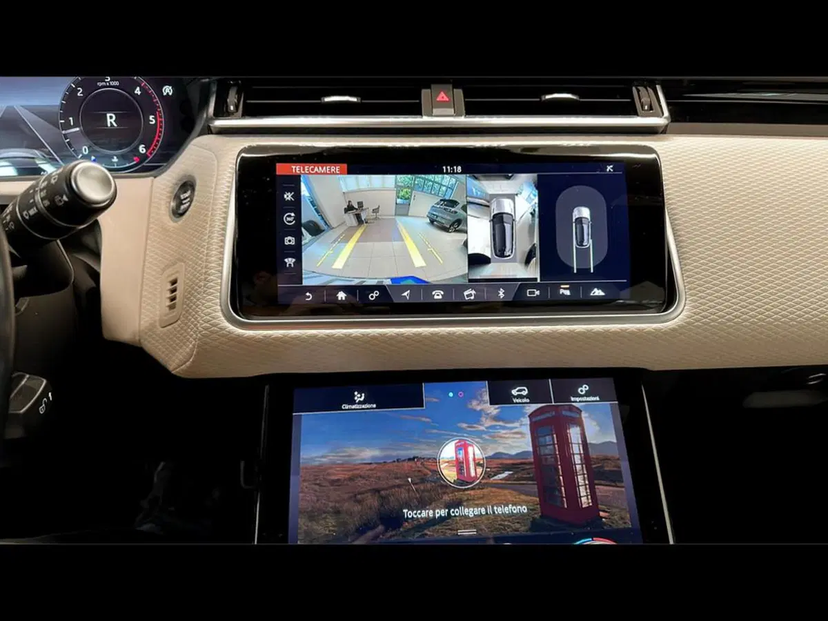 Land Rover Range Rover Velar usata a Varese (12)