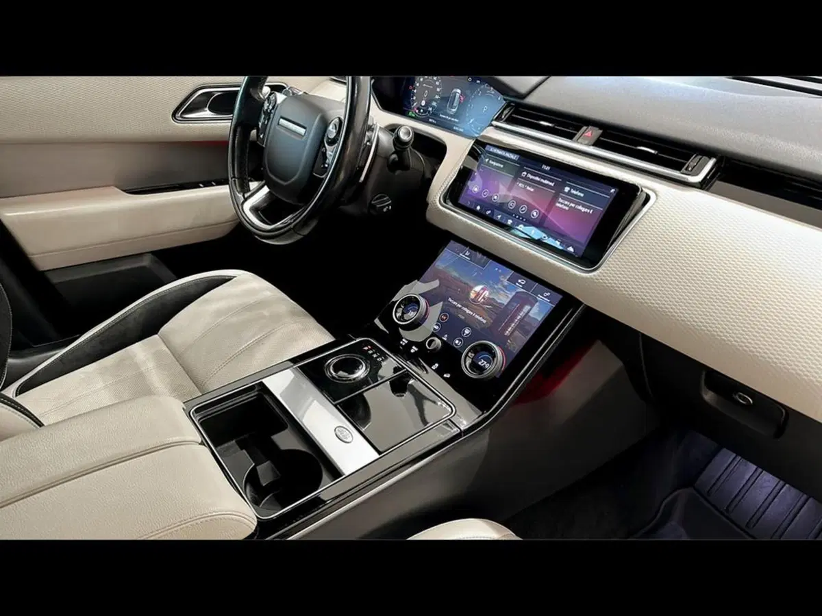 Land Rover Range Rover Velar usata a Varese (13)