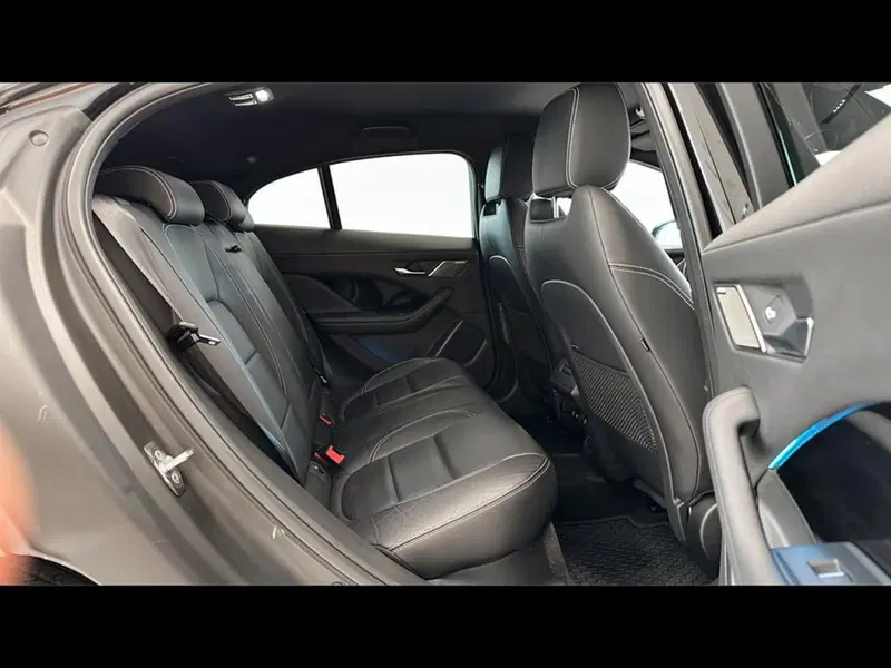 Jaguar I-Pace usata a Varese (5)