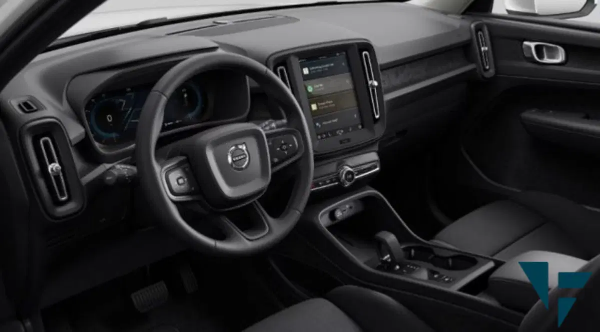 Volvo XC40 nuova a Udine (5)
