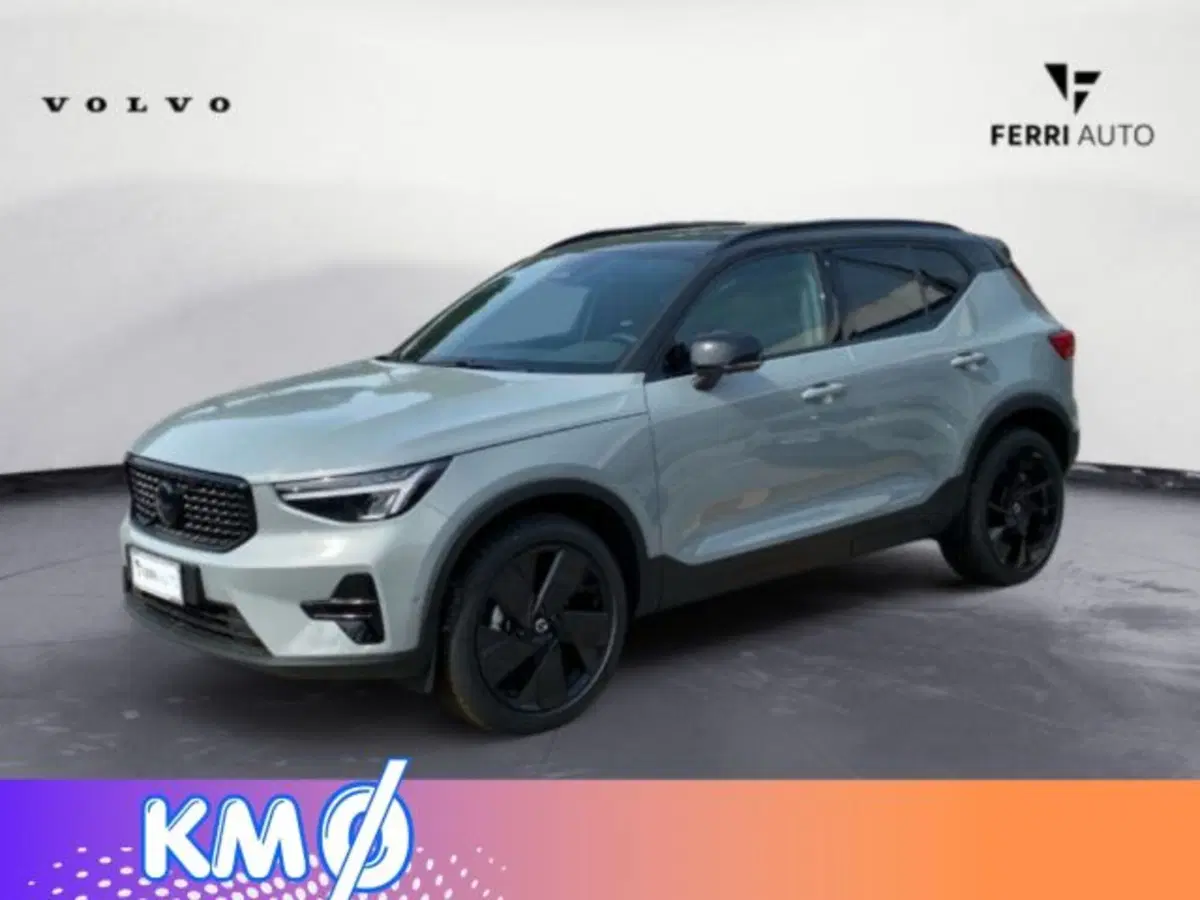 Volvo XC40 nuova a Udine