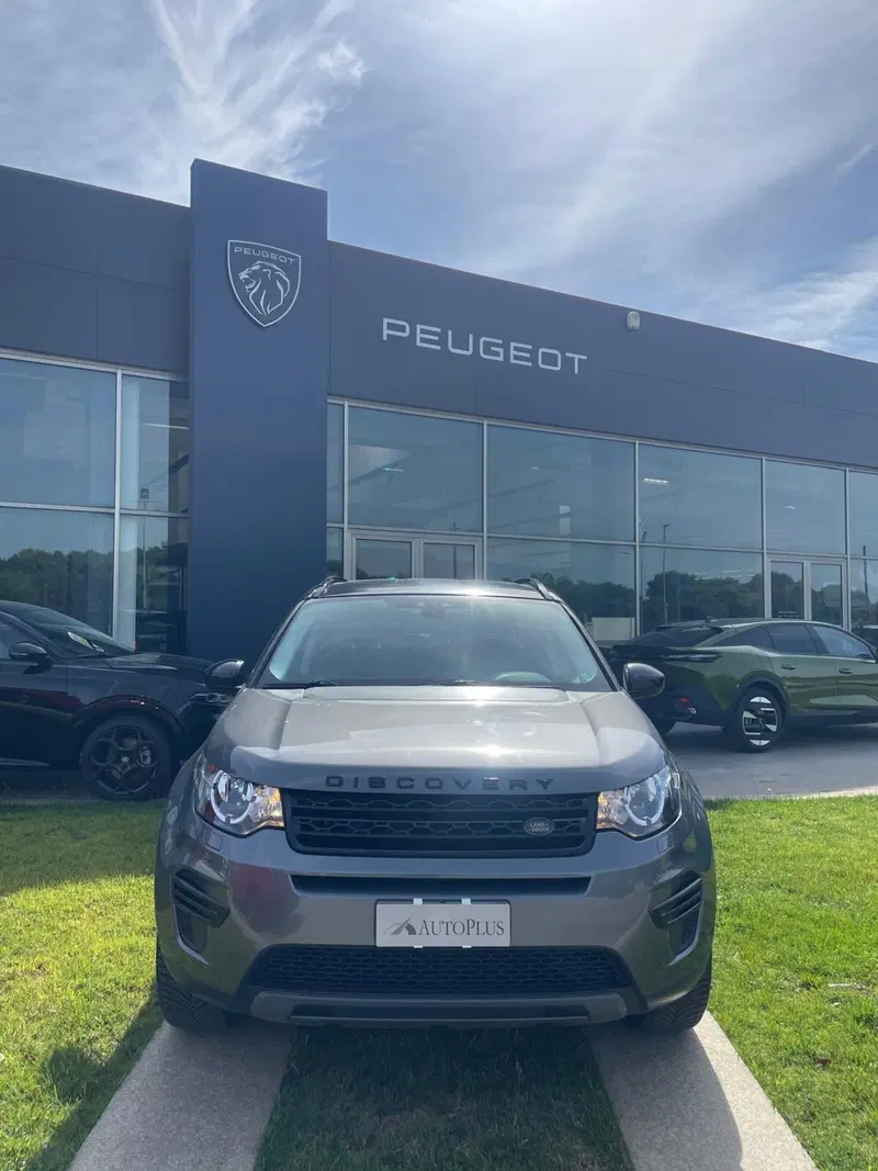 Land Rover Discovery Sport usata a Sassari (11)