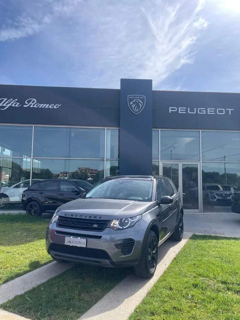Land Rover Discovery Sport usata a Sassari (13)