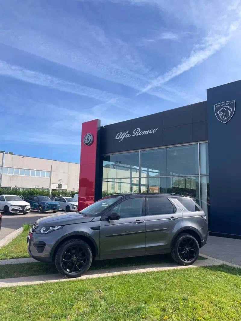 Land Rover Discovery Sport usata a Sassari (14)