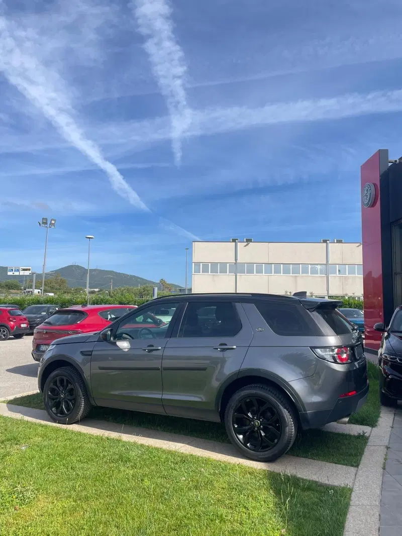 Land Rover Discovery Sport usata a Sassari (15)