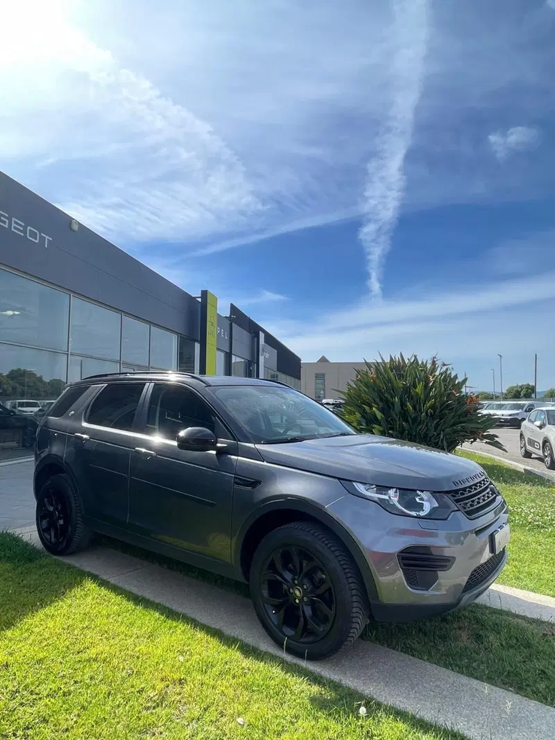 Land Rover Discovery Sport usata a Sassari (2)