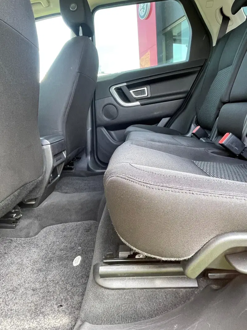 Land Rover Discovery Sport usata a Sassari (7)