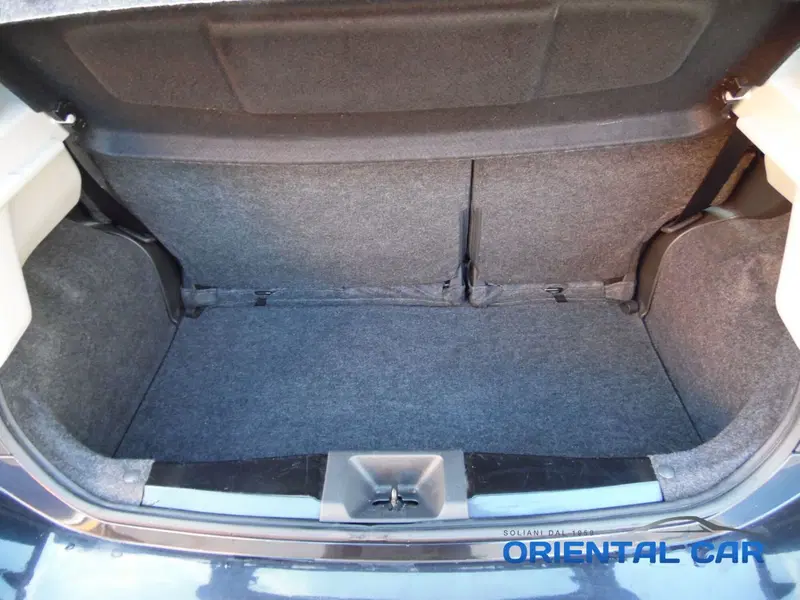 Nissan Micra usata a La Spezia (14)